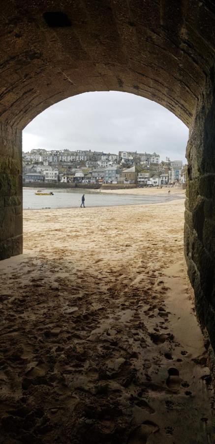 Stargazy Shepherds Hut St Ives المظهر الخارجي الصورة